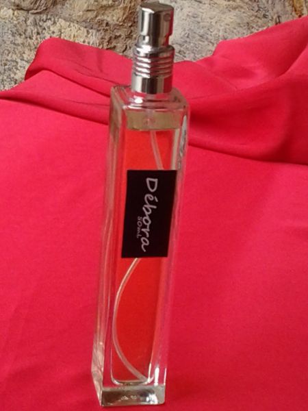 DEBÓRA